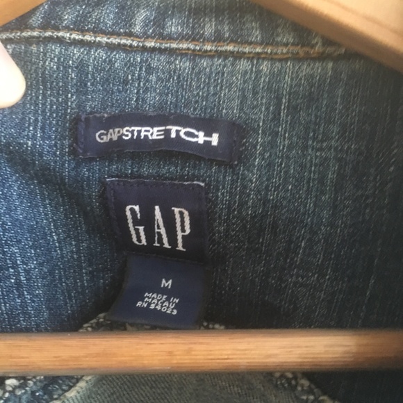 GAP stretch fit jean jacket in blue denim sz M - Picture 3 of 5